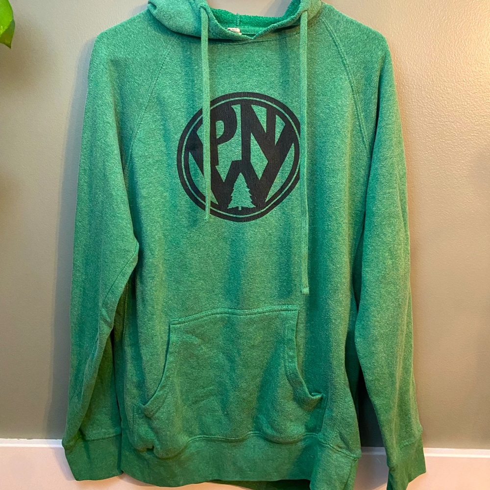 Independence Trading Company green sweatshirt Retail -$60 Selling For $20